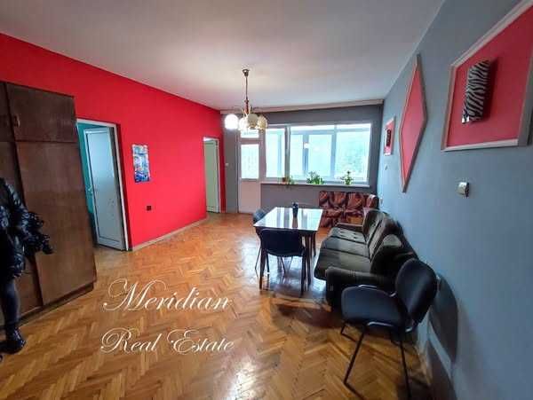 Дава се под наем Тристаен апартамент в Добрич, Център - 90 кв.м за 280 € - Снимка #6