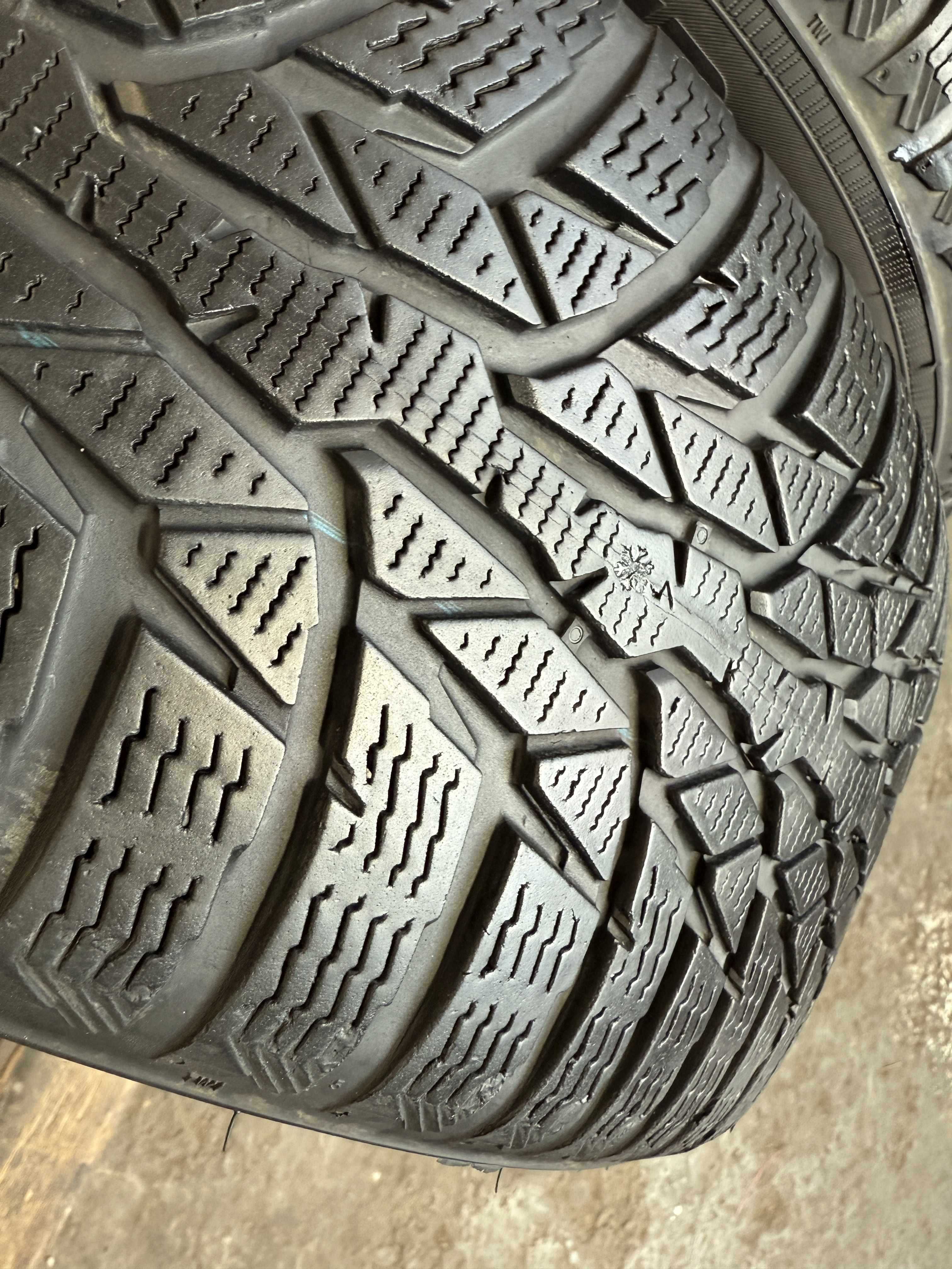 SET 2 Anvelope Iarna 205/55 R16 91T NOKIAN  WRD4