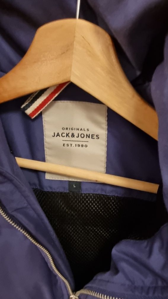 Geaca Jack & Jones foarte groasa marimea L