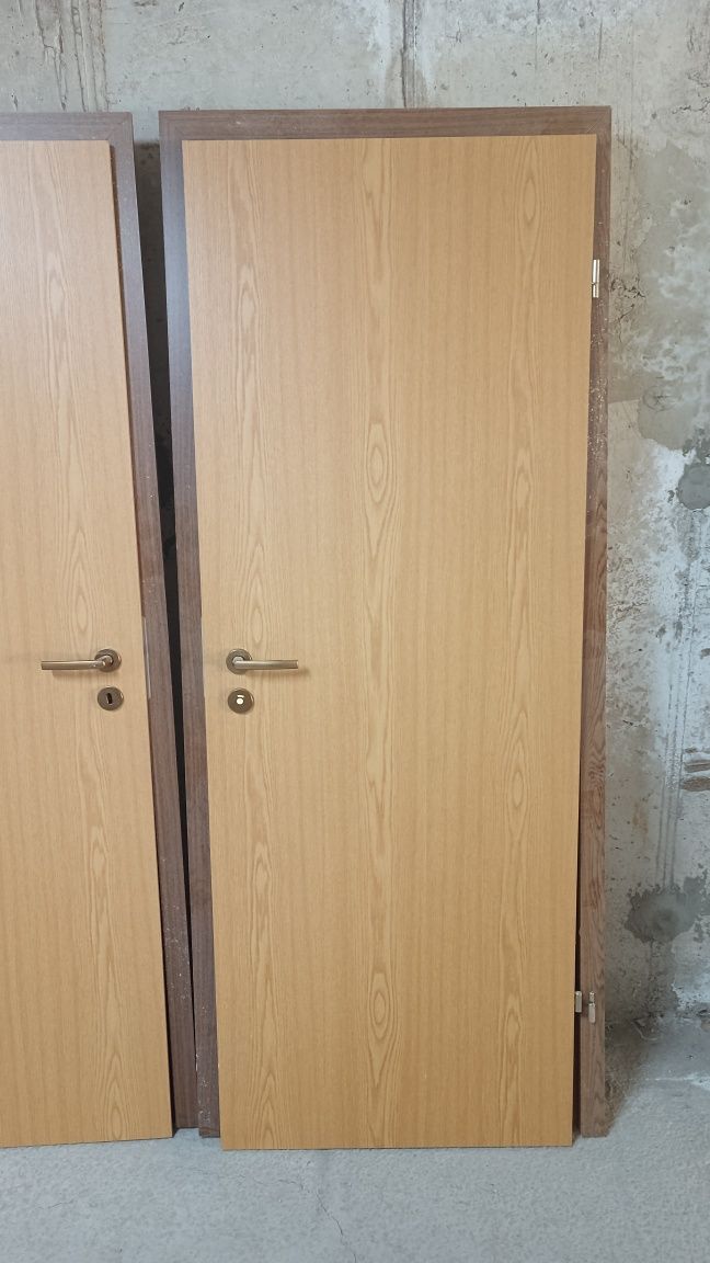 Интериорни врати 4 броя