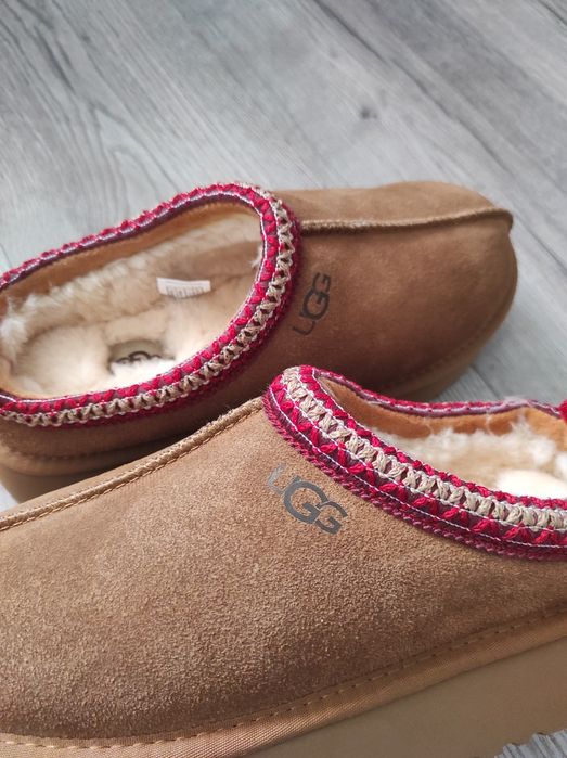 Vand Ugg marimea 38