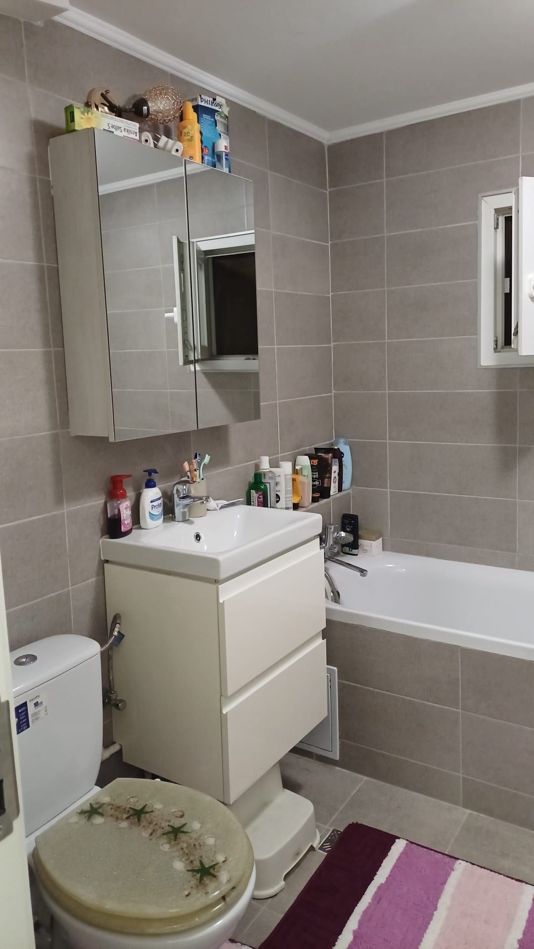 Apartament cu 3 Cam, Conf 1, Decomandat