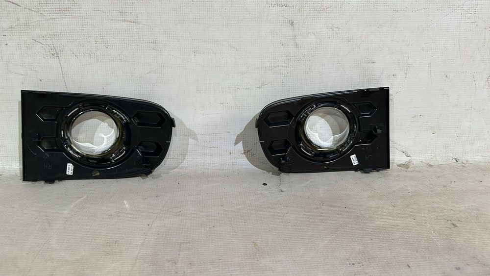 Grila laterala bara fata (cu orificiu proiector) - Fiat 500S, 2015, 2016, 2017, 2018. IN STOC