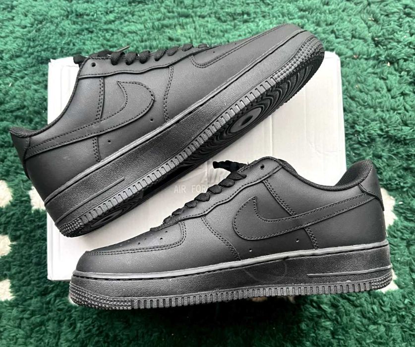 Nike Air Force 1 Black (36-47)