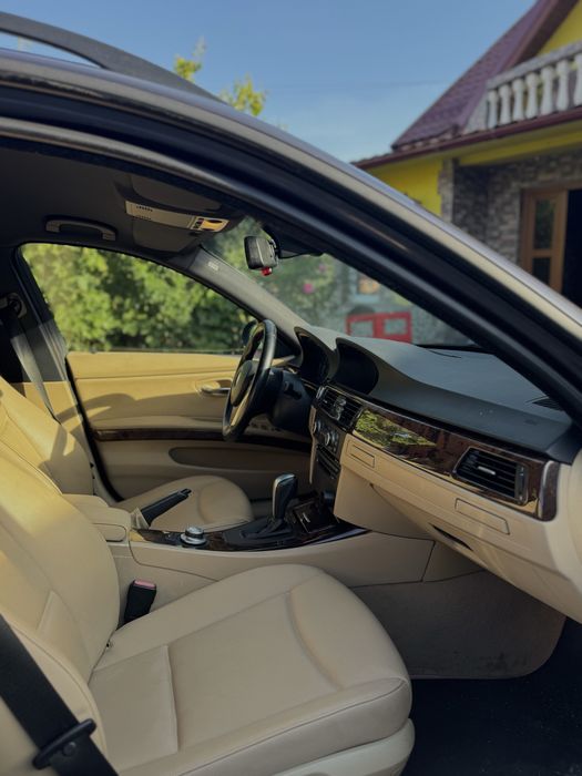 Bmw seria 3 automat 2008 e90 2.0 BiXenon Navi Mare Piele