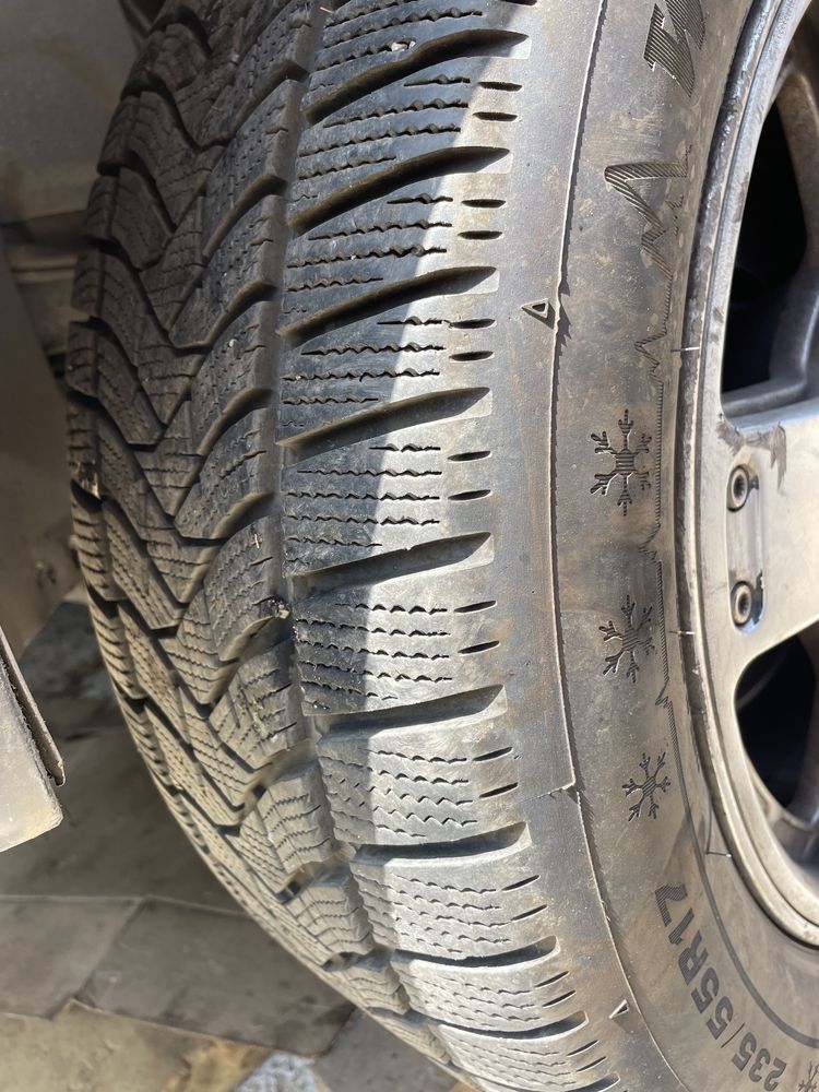 Нови зимни гуми Dunlop/99V & Kleber 235/55/17/103V
