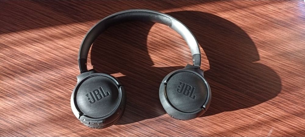 Наушники JBL 520 BT