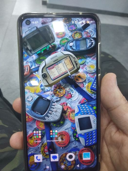 Продаю телефон редми