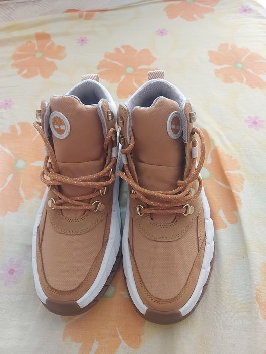 Încălțăminte timberland