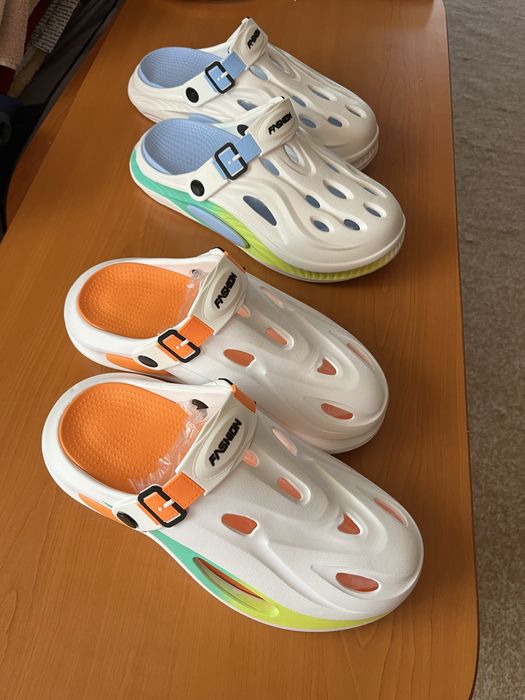 Papuci sandale stil Crocs literide 42 43 44 slapi Scholl