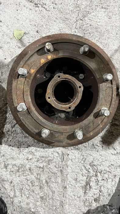 Ступица передняя с барабаном ЗИЛ-130