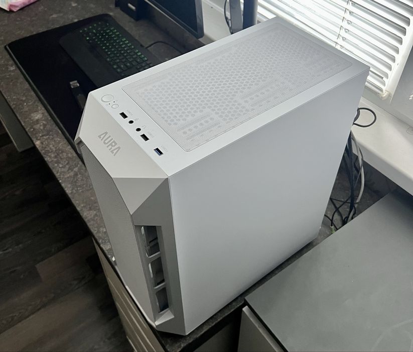 Геймърски Компютър / i7 8x3.90Ghz / 16GB RAM / RX570 8GB / 3TB