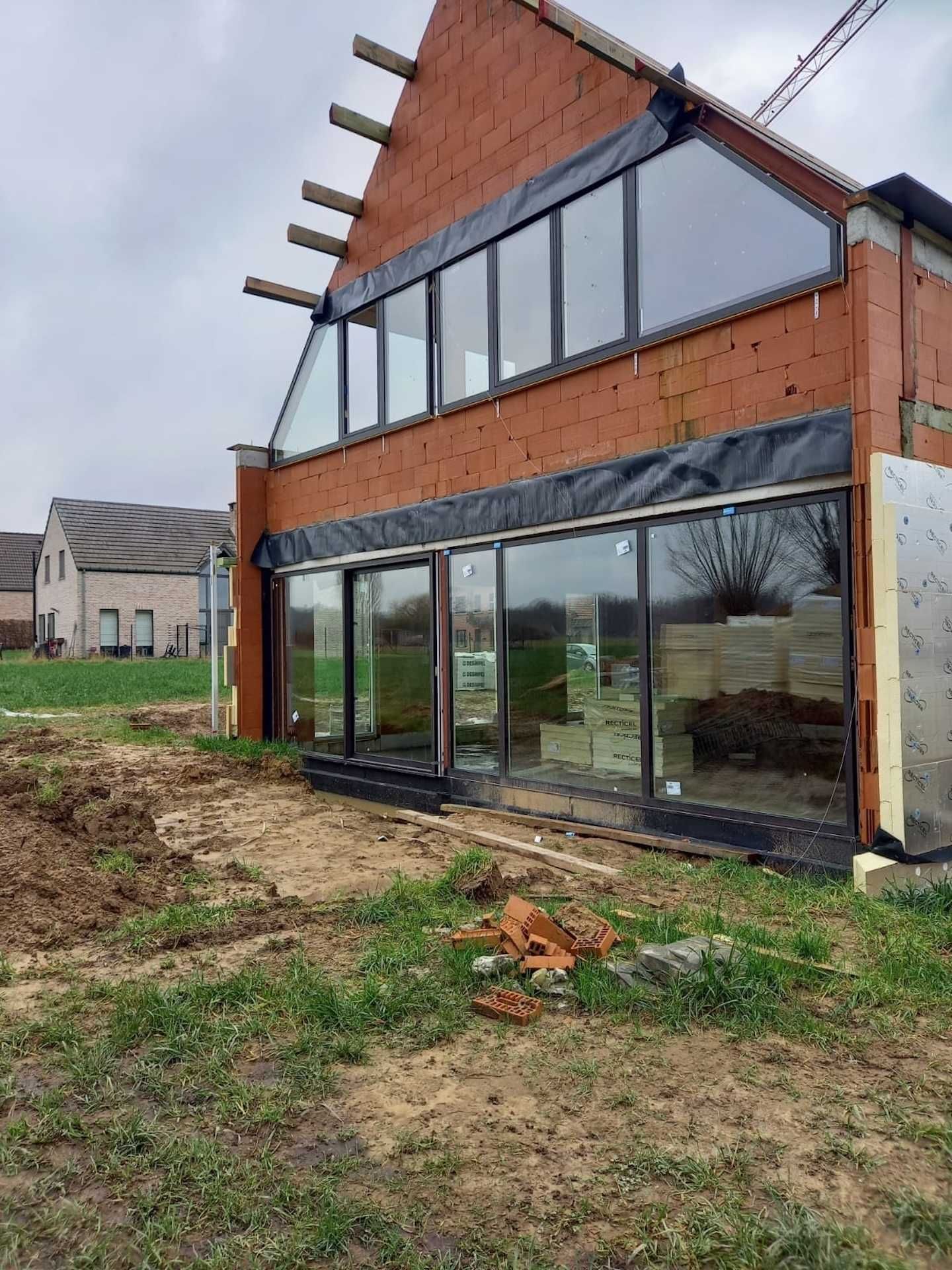 Servicii Construcții – 20 de ani experiență (in Jud. Valcea/Arges)