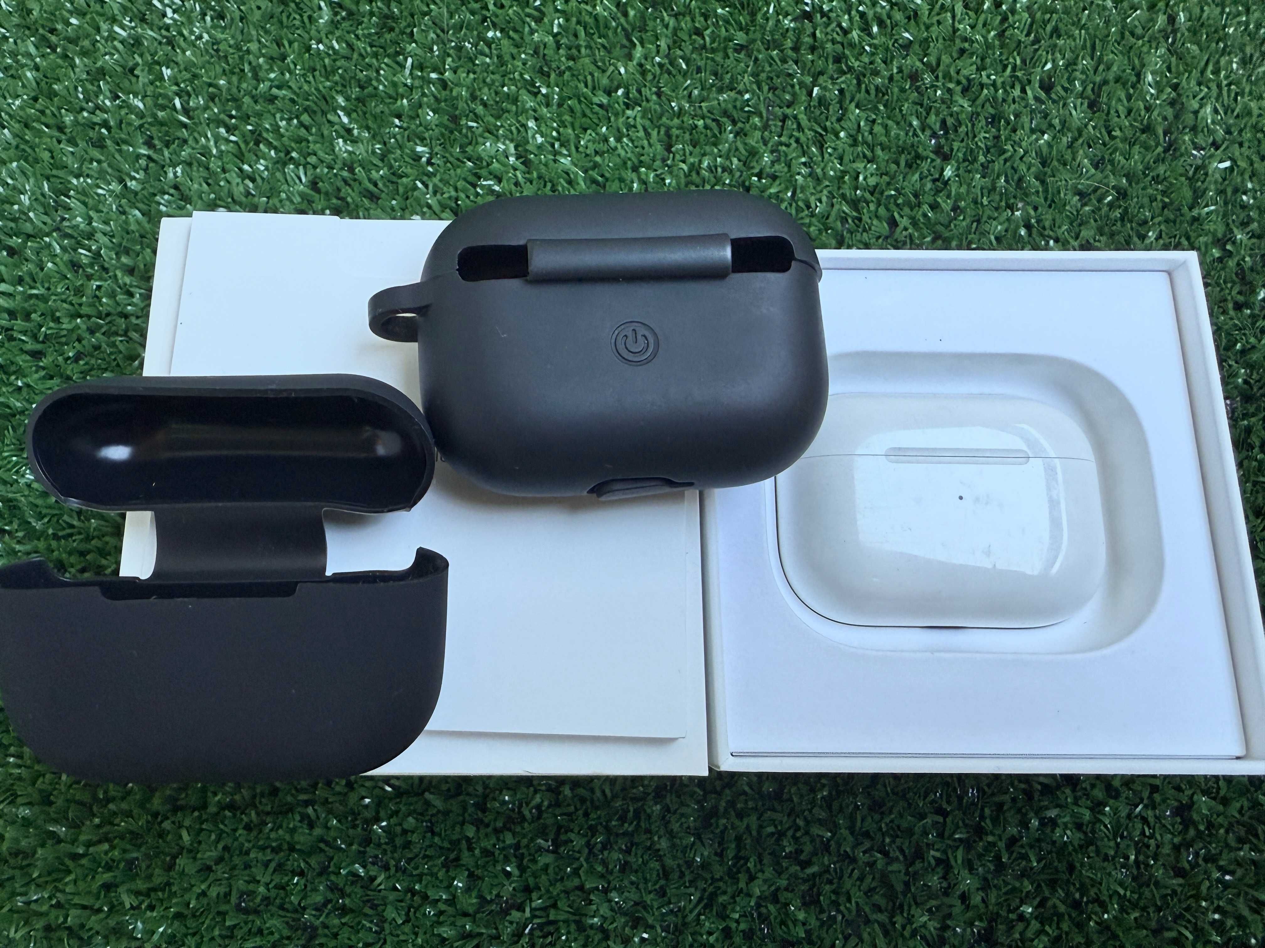 Apple AirPods Pro 1st Gen