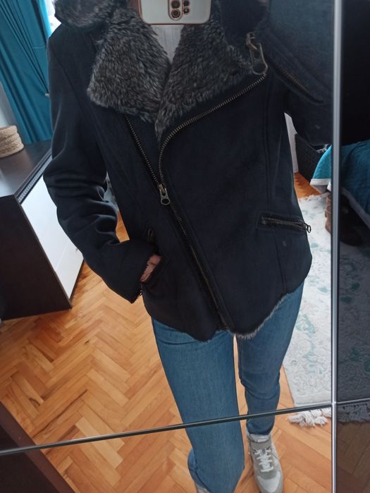 Меко черно яке с топла вътрешна част