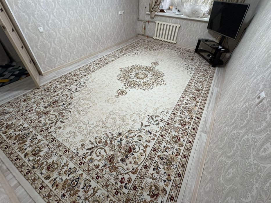 Продам ковры бу. В хорошем состоянии