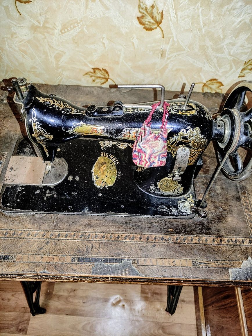 Швейная машина, немецкая