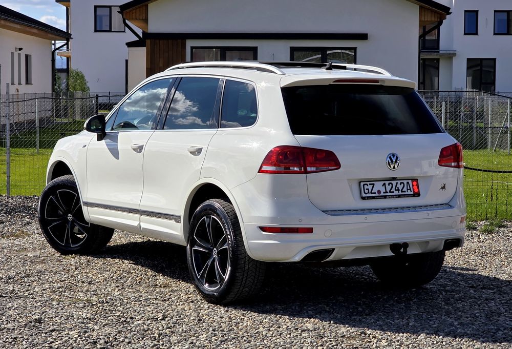 Vw touareg R-Line 3.0TDI 245cp/panoramic/perne aer/automat/camere 360°