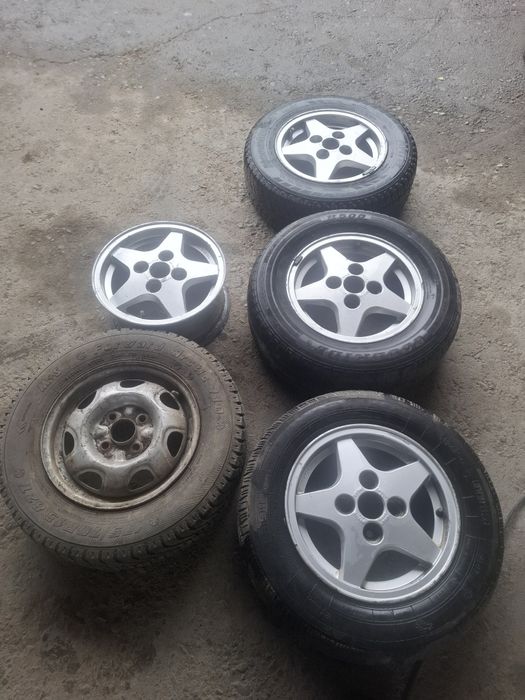 Продам 4 шт r 13 диски титановые и отдам железный диск