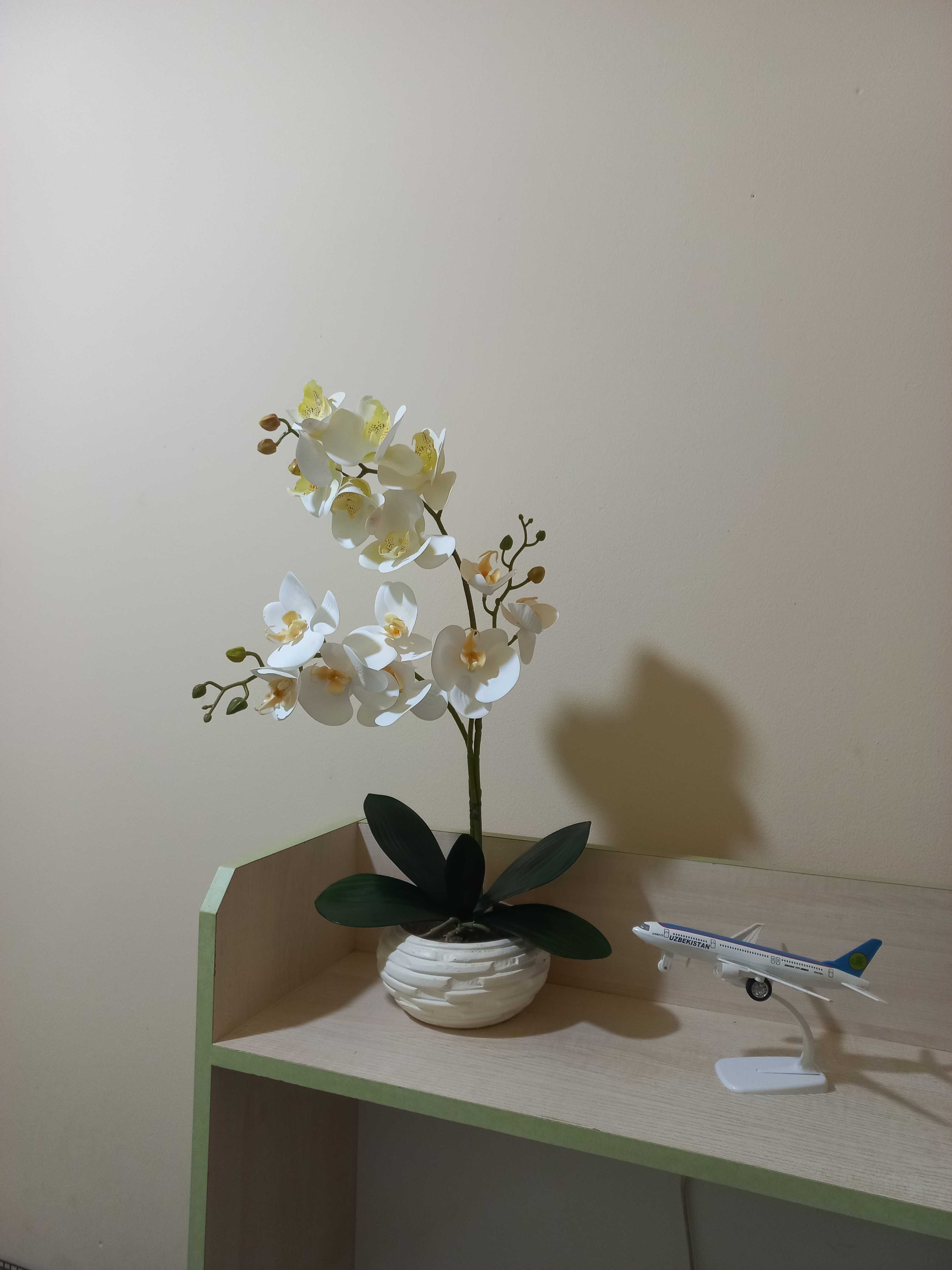 Орхидеи в горшке искуственные