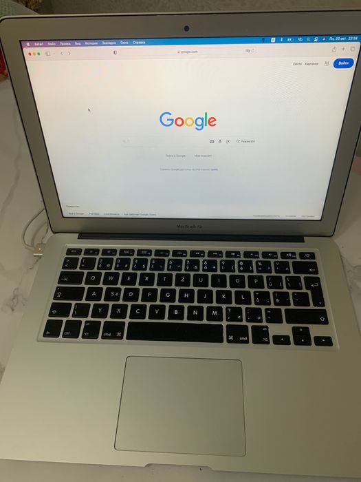 Ноутбук Макбук в отличном состоянии