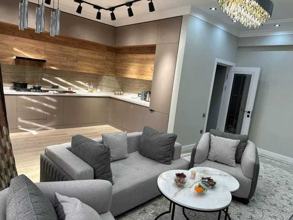Сдам евро 2-х ком. кв 6/8 Чиланзар 3, ор-р метро Новза 129*.