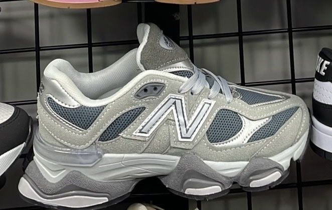 New balance 9060