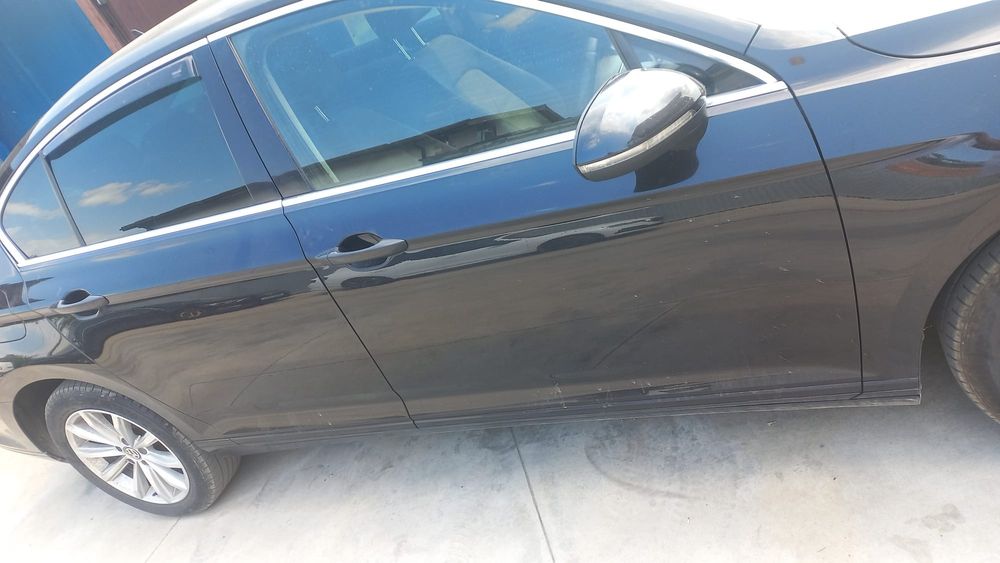 Usa dreapta fata Vw Passat b8