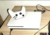 De vanzare Xbox one cu 2 jocuri si 1 controler