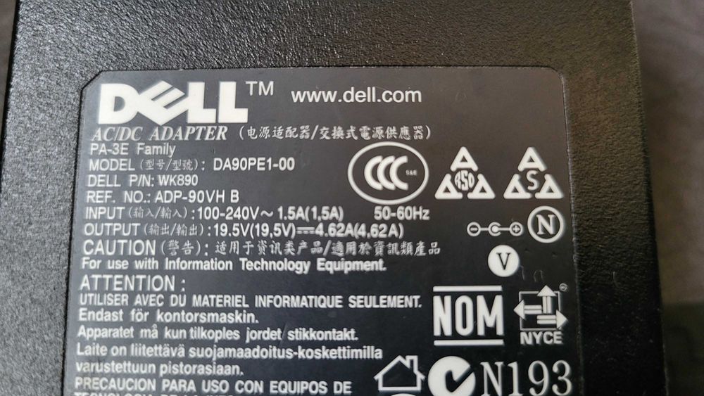 DELL Incarcator Adaptor 19,5V-4.62A fuctional 90W