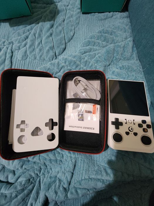 Супер Мощна Нова конзола 128 GB R36MAX