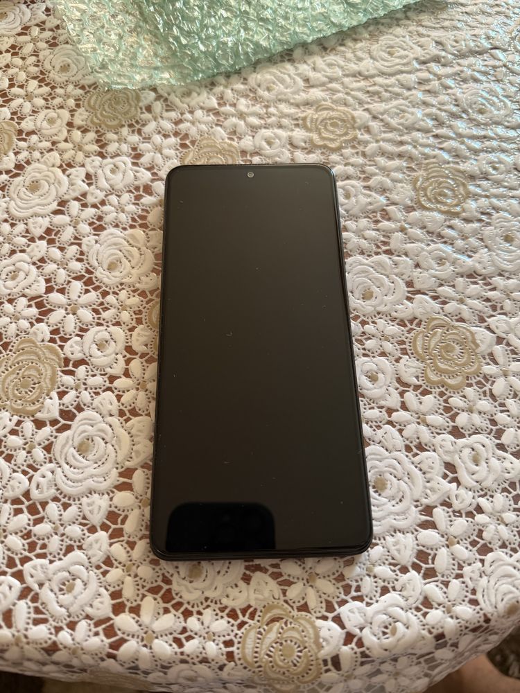 Xiaomi Redmi Note 12pro + калъф и протектор