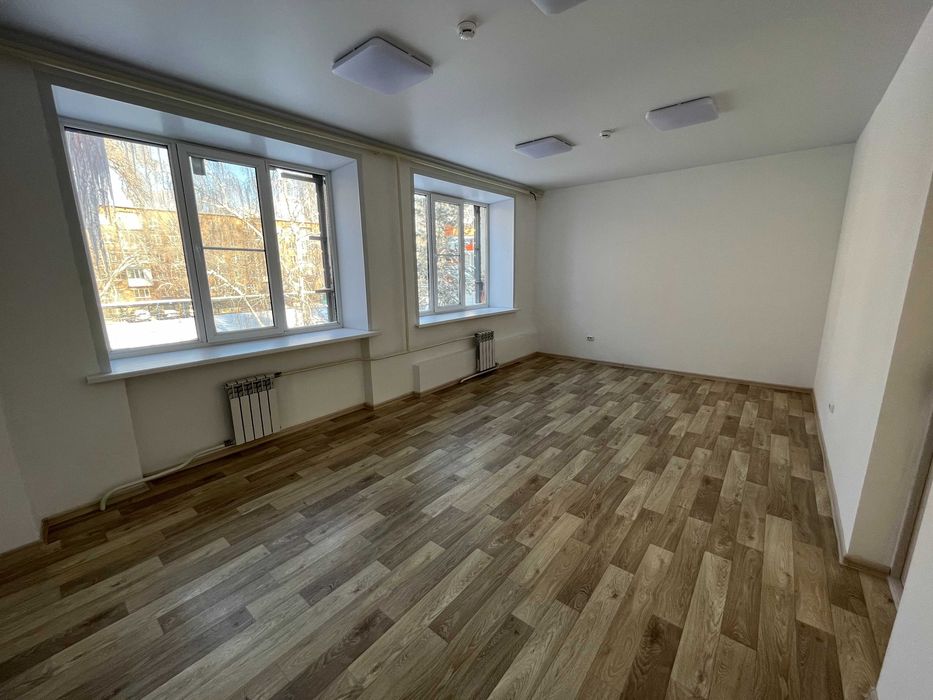 Сдаётся кабинет на 2 этаже делового центра 22,62 кв. м.