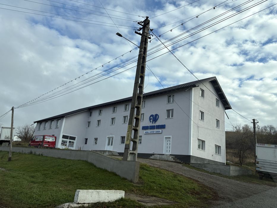 Inchiriez spatiu compercial 1200mp