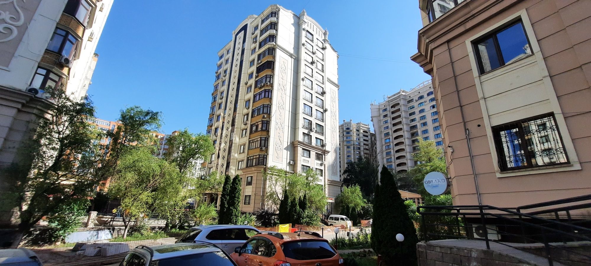 Сдаю 2  ком кв жк Алтын Орда