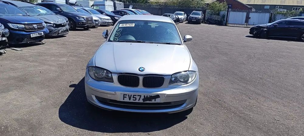 Dezmembrari / Dezmembrez BMW 118D (E81) N47D20U0 cutie viteze GS6-17DG cod culoare TITANSILBER METALLIC (354)