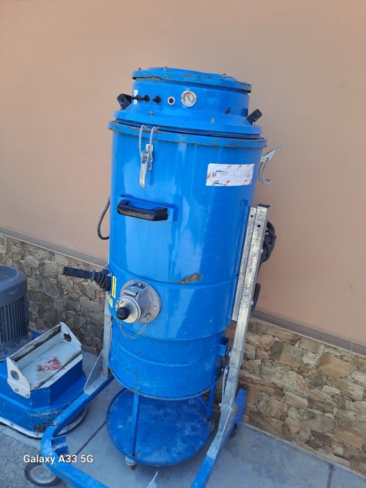 Vând slefuitor beton blastrac