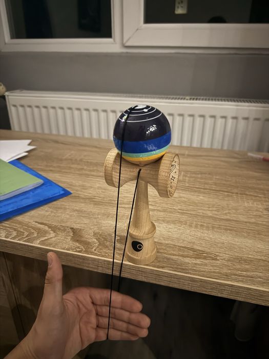 Vând kendama profesioanlă,OKendama Space 1 Blue,preț negociabil