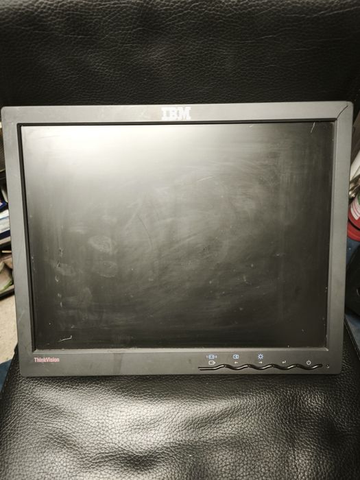 Lenovo20" monitor -ibm monitor