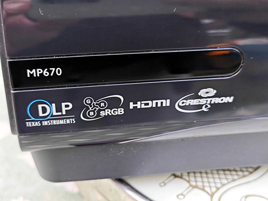 Video proiector BENQ mp 670
