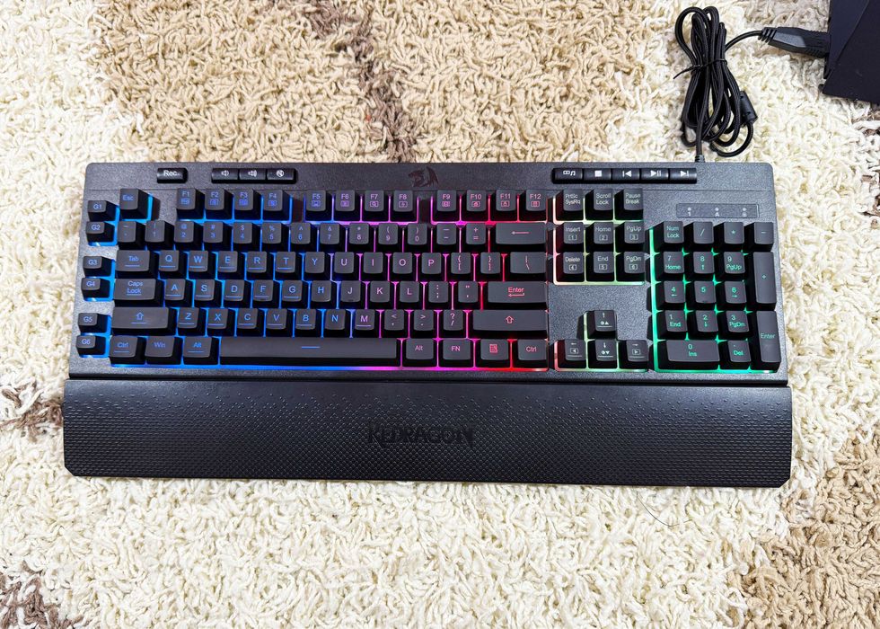 Tastatura Redragon Shiva K512RGB Iluminata ca nou gaming brown tactile