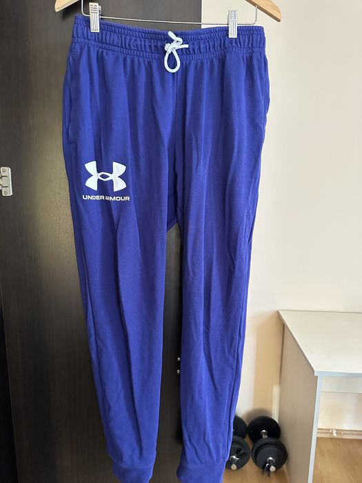 Pantaloni trening under armour