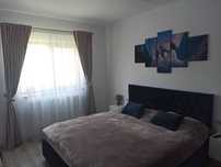 Vând casă la duplex