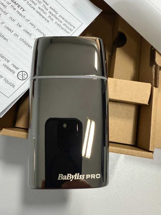 Електрическа самобръсначка Babyliss Titanium
