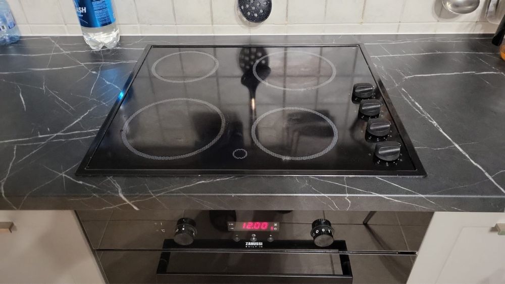 Электрическая плита Zanussi