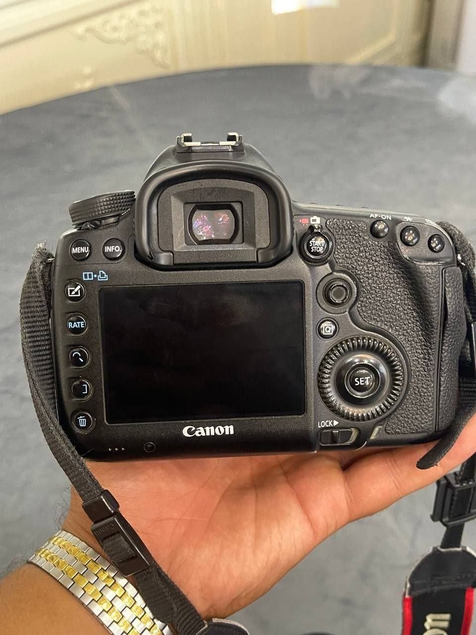 Canon 5 d mark 3 body