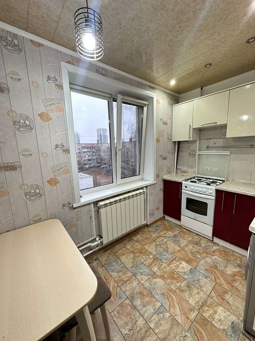 Продам 2х ком новой планировки р-н Парка