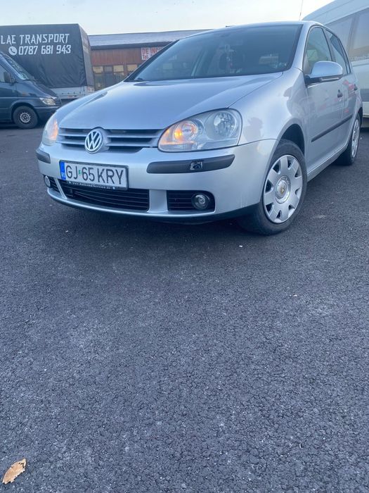 Vând Volkswagen golf 5 1.9 tdi