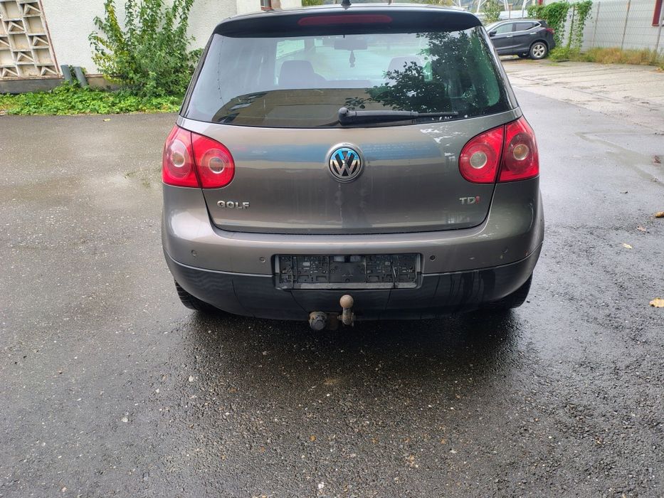 VW Golf 5 2.0tdi