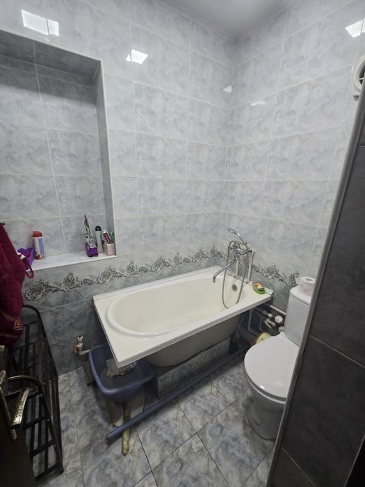 ‼️Срочно 1 ком Максим Горький ‼️